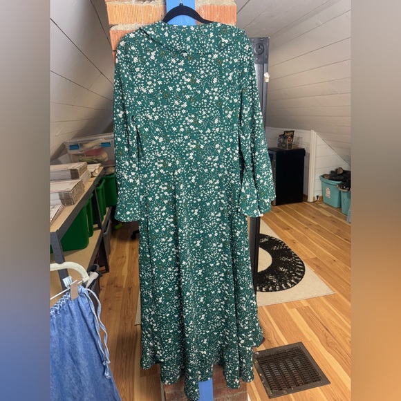 Max Studio Ruffle Wrap Dress - Picture 5 of 5